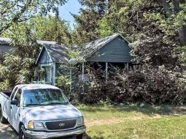 27217 Yale Street, Inkster, MI 48141