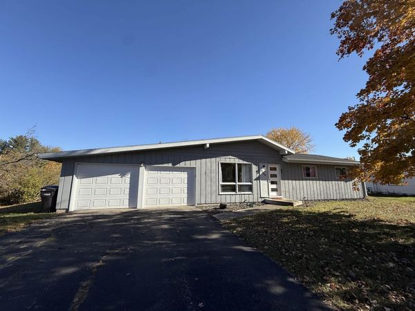 104 E 3rd Avenue, Brodhead, WI 53520