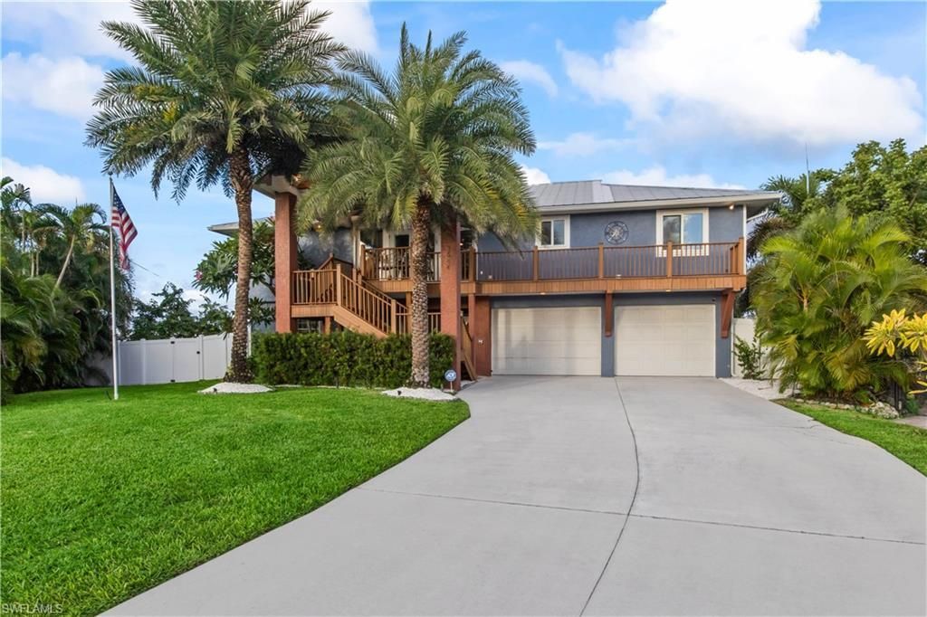 3544 Ruby Ave, Saint James City, FL 33956 Photo