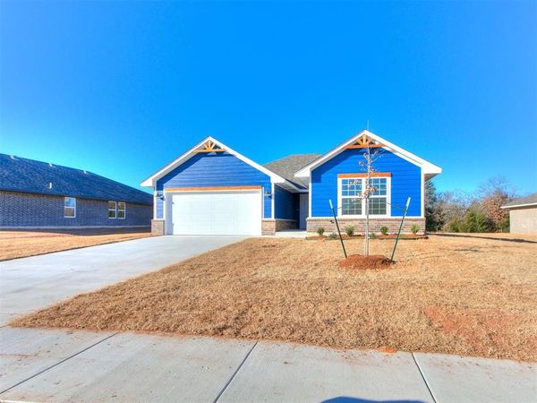 4616 Lincoln Landing, Harrah, OK 73045