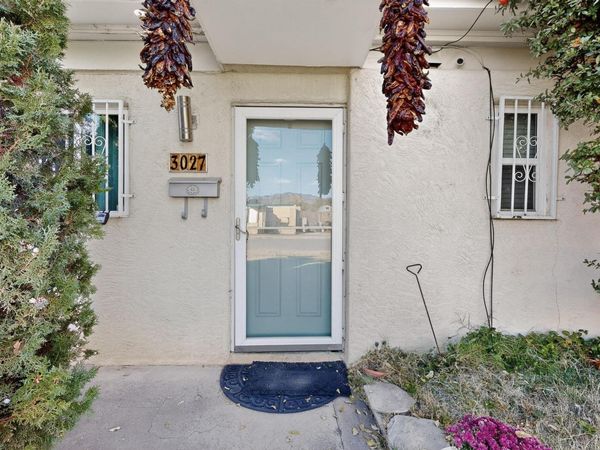 3027 Monroe Street NE, Albuquerque, NM 87110