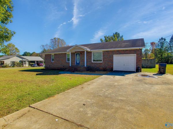 35 Summerford Orr Road, Falkville, AL 35622