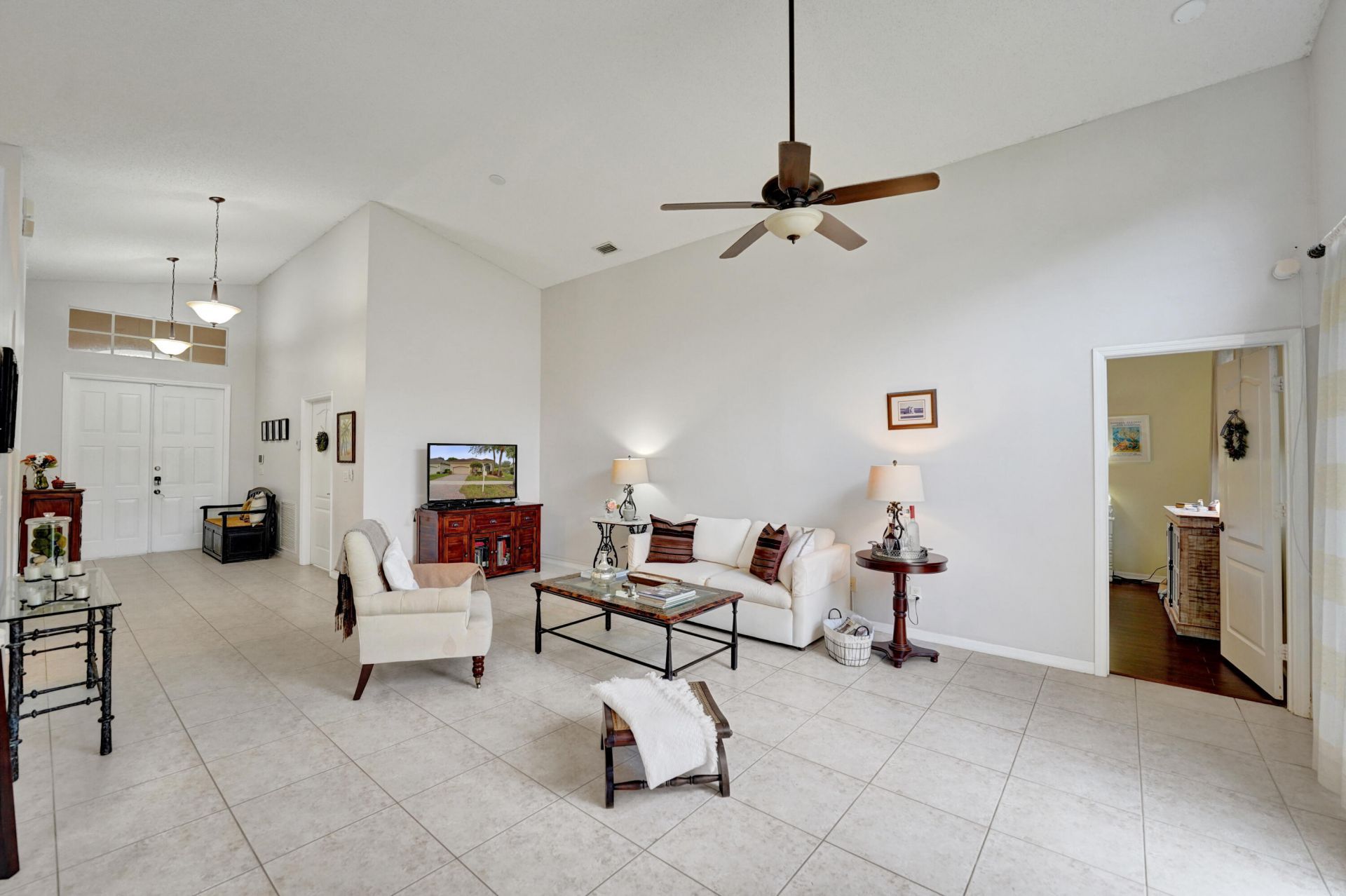 19405 SW 67th Street, Pembroke Pines, FL 33332 Photo