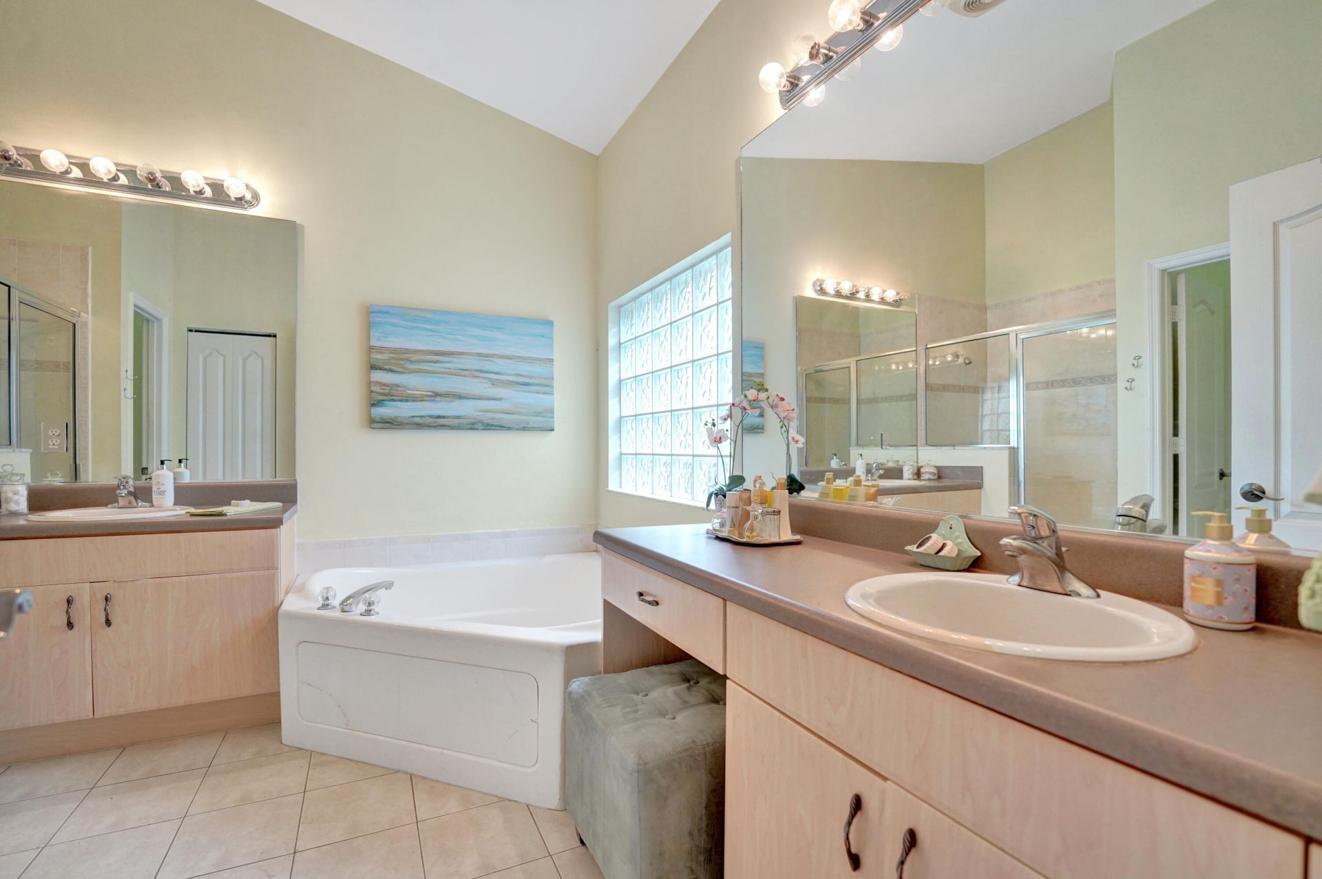 19405 SW 67th Street, Pembroke Pines, FL 33332 Photo