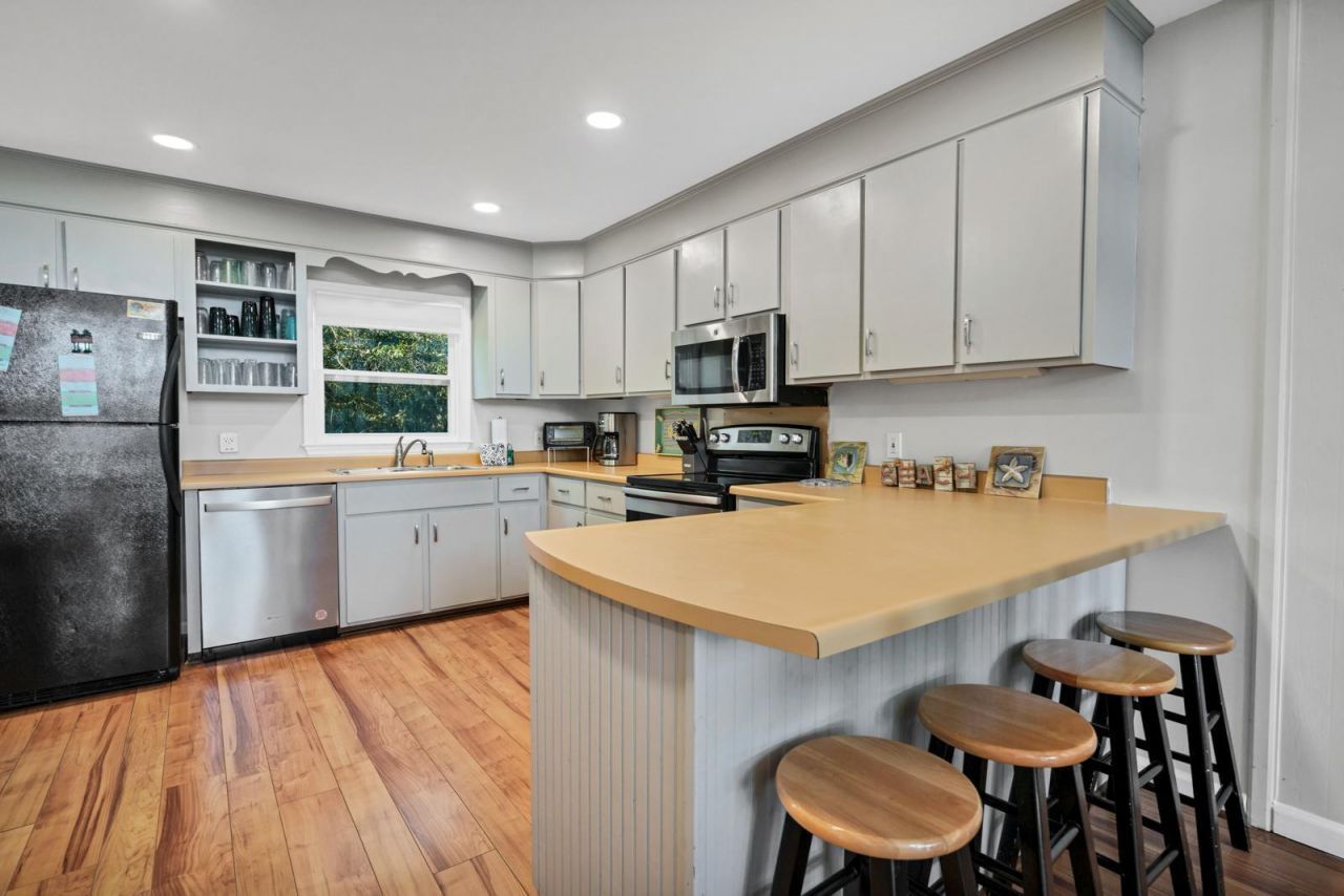 1303 Palmetto Boulevard Photo 12