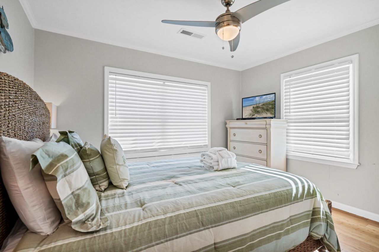 1303 Palmetto Boulevard Photo 19