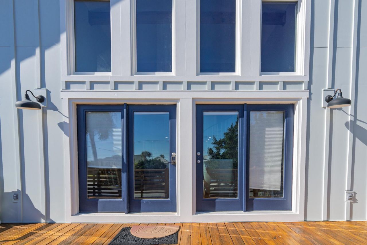 1303 Palmetto Boulevard Photo 6