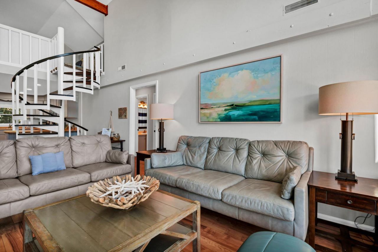 1303 Palmetto Boulevard Photo 8