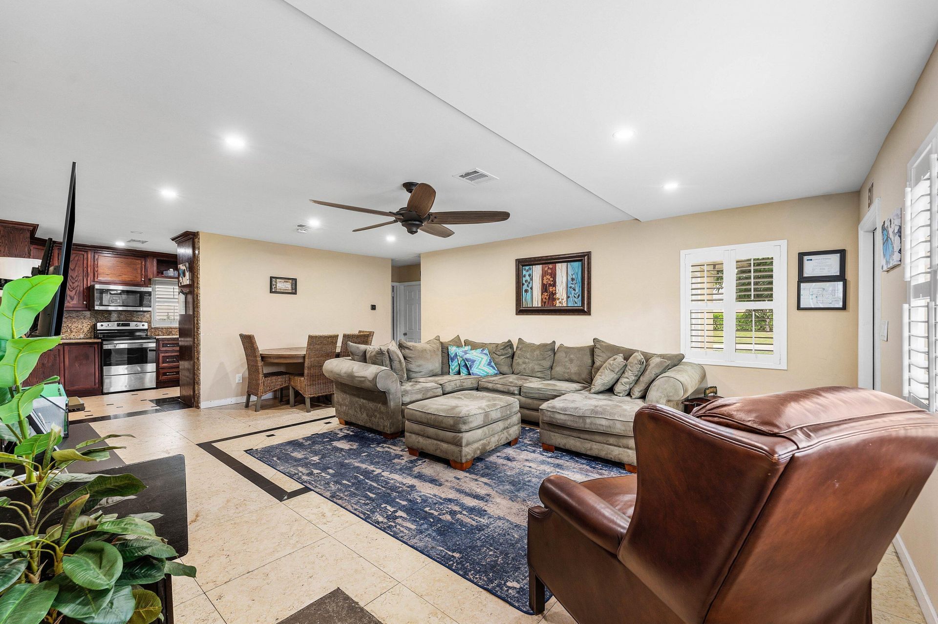 305 SW 3rd Street, Boynton Beach, FL 33435 Photo