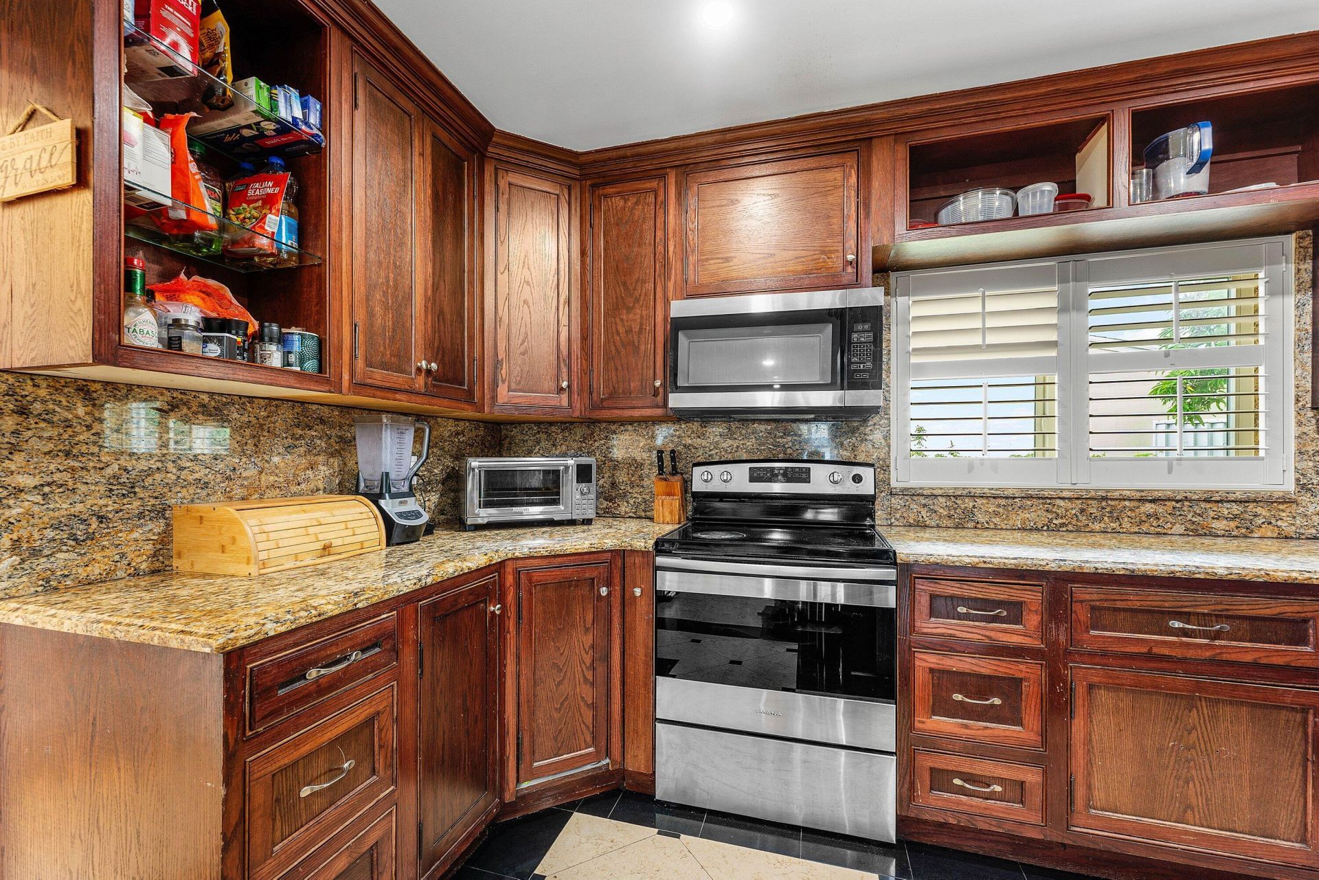 305 SW 3rd Street, Boynton Beach, FL 33435 Photo