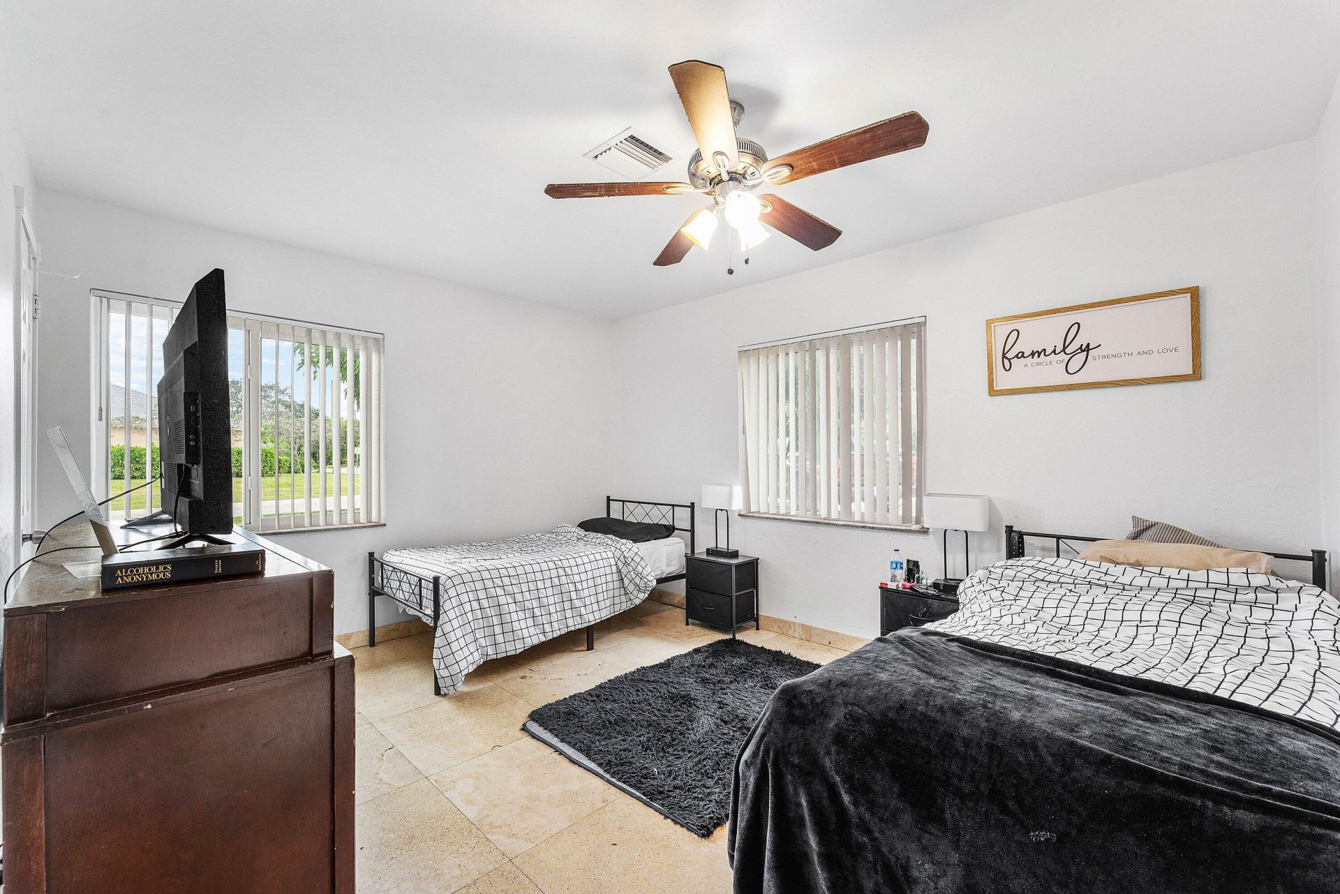 305 SW 3rd Street, Boynton Beach, FL 33435 Photo