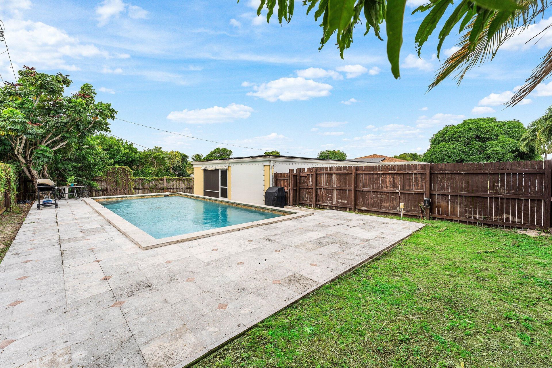 305 SW 3rd Street, Boynton Beach, FL 33435 Photo