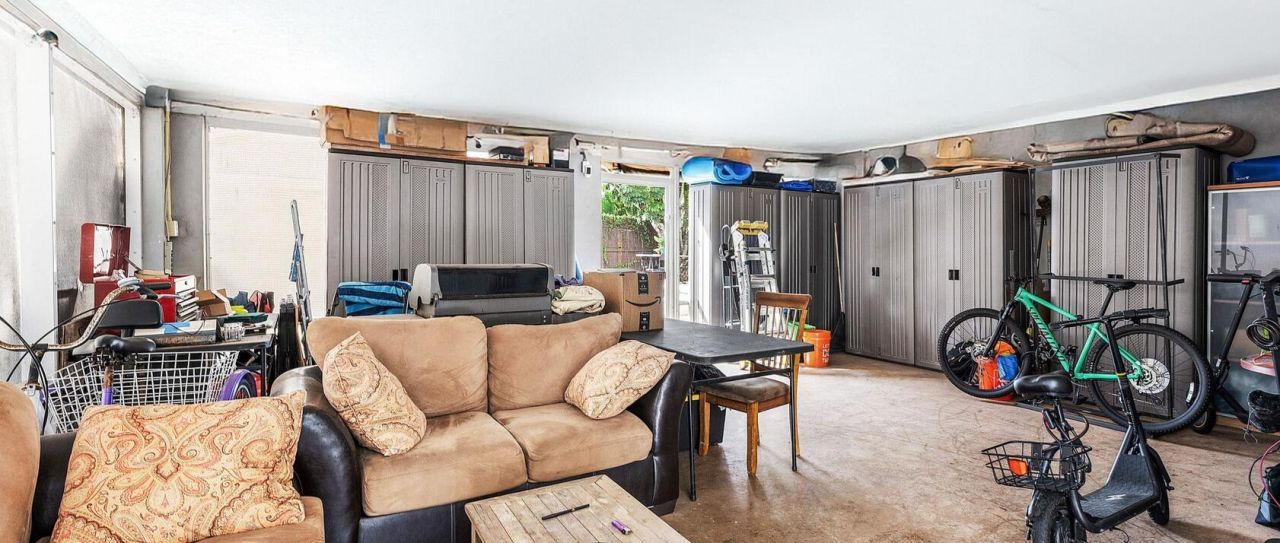 305 SW 3rd Street, Boynton Beach, FL 33435 Photo