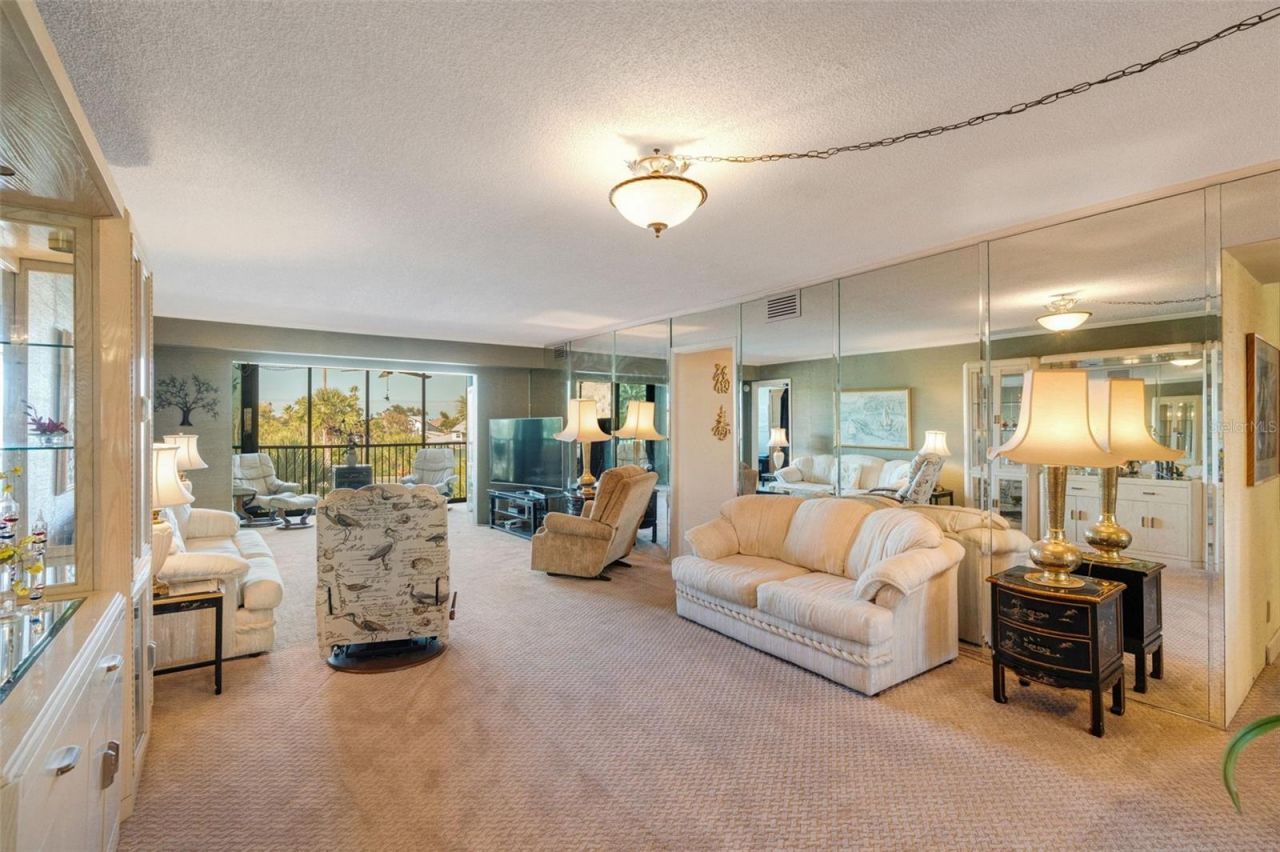 5855 Midnight Pass Road, Unit 318, Sarasota, FL 34242 Photo