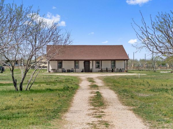 130 Holbox DR, Del Valle, TX 78617