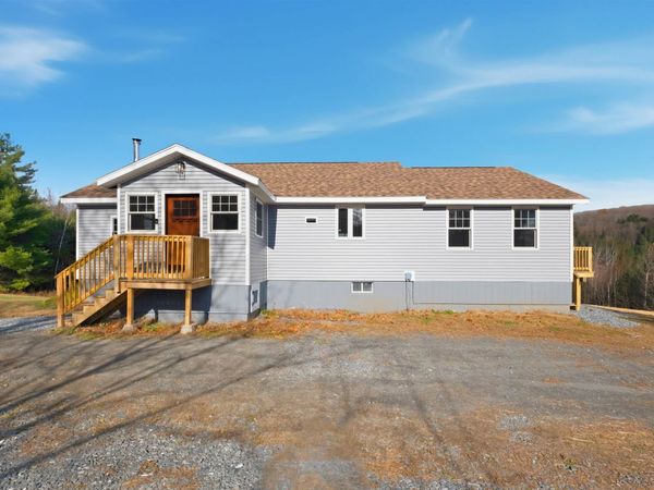 212 Chelsea Road, Corinth, VT 05039