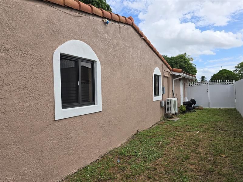 2420 N 59th Terrace, Hollywood, FL 33021 Photo