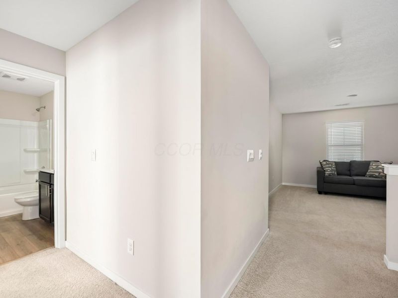 214 Sandburg Drive, Lithopolis, OH 43136 Photo 14