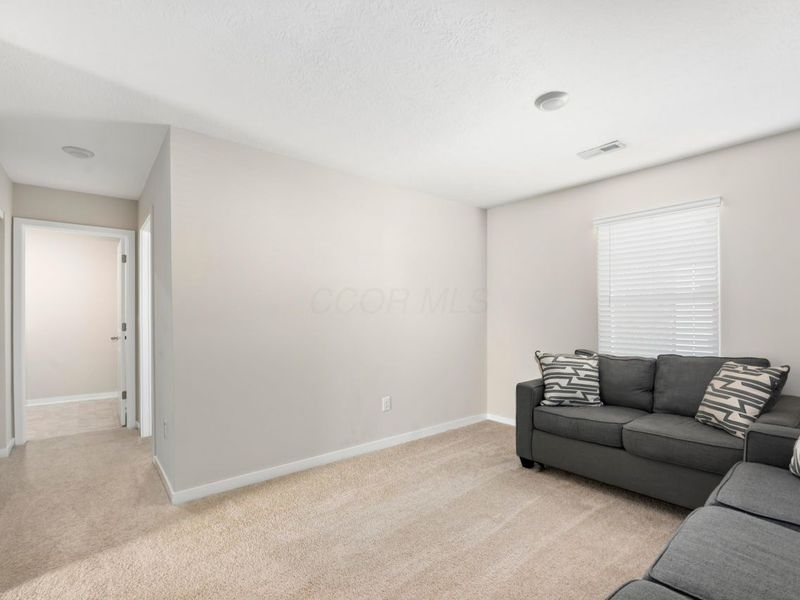 214 Sandburg Drive, Lithopolis, OH 43136 Photo 15