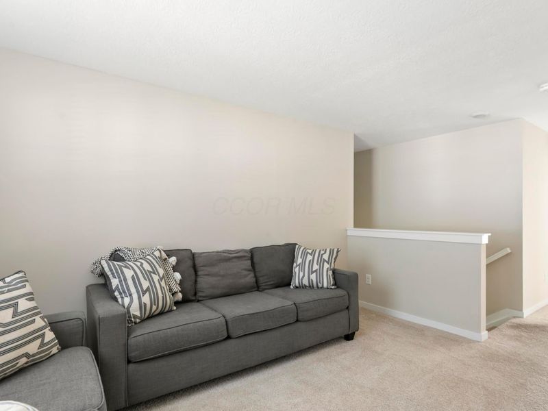 214 Sandburg Drive, Lithopolis, OH 43136 Photo 17