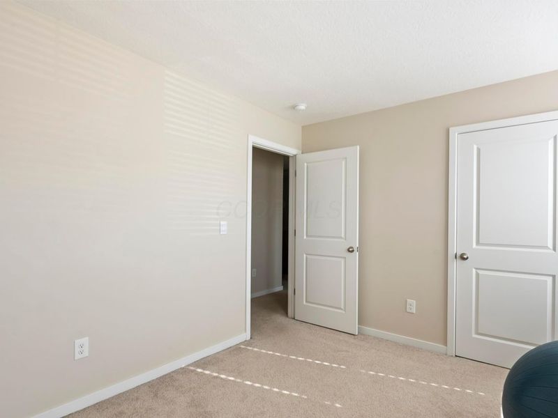 214 Sandburg Drive, Lithopolis, OH 43136 Photo 27