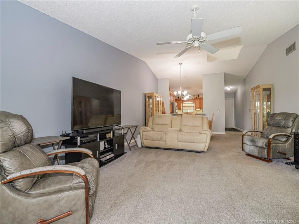 3001 SE Aster Lane, Unit 908, Stuart, FL 34994 Photo