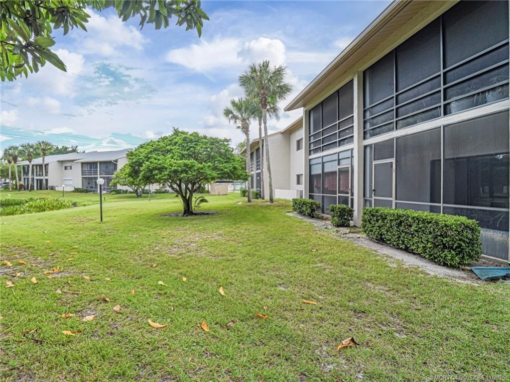 3001 SE Aster Lane, Unit 908, Stuart, FL 34994 Photo