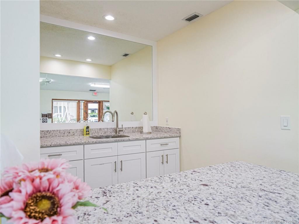 3001 SE Aster Lane, Unit 908, Stuart, FL 34994 Photo