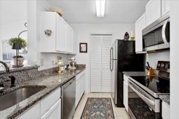 2011 N Hwy 17 photo 4