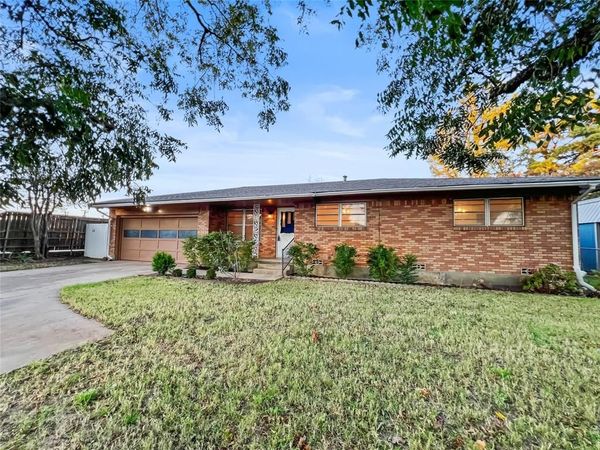 2711 Morton, Denison, TX 75020