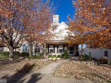 14 S HENLEY DRIVE, AVONDALE, PA 19311