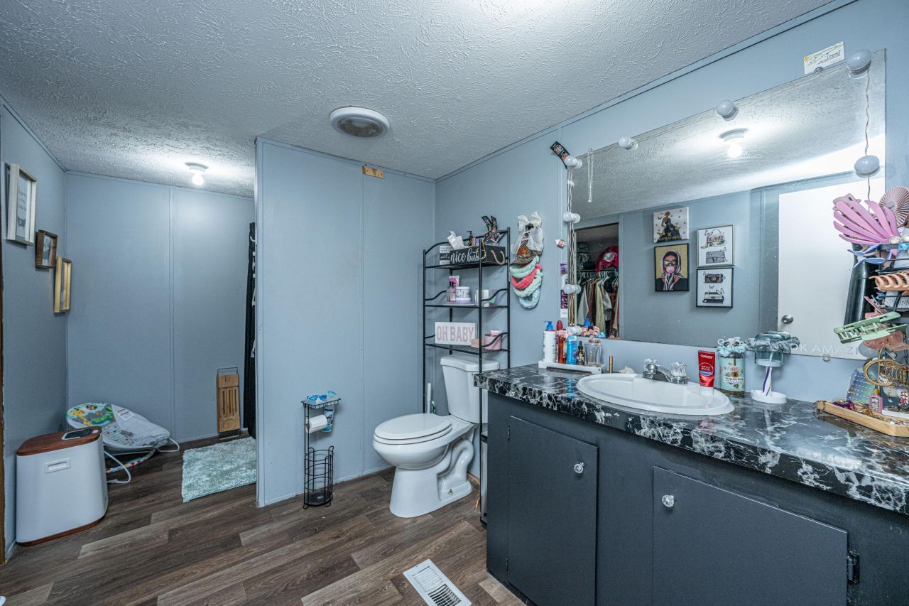 845 E Butternut Road Photo 13