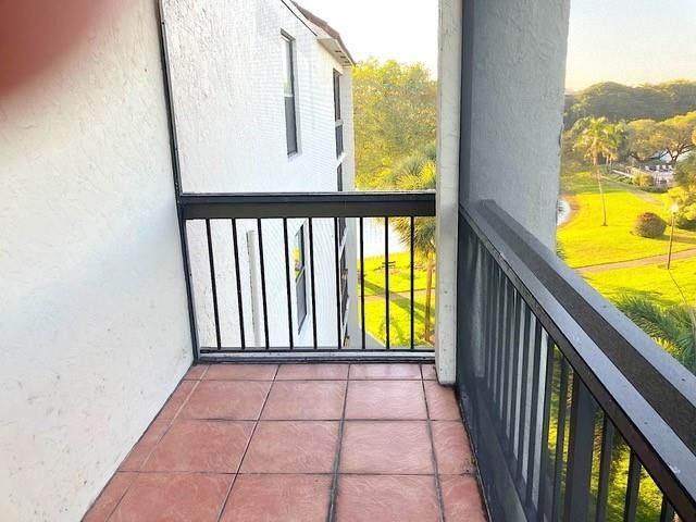 950 Lavers Circle, Unit F-511, Delray Beach, FL 33444 Photo