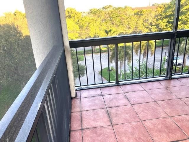 950 Lavers Circle, Unit F-511, Delray Beach, FL 33444 Photo