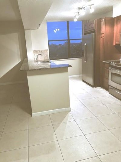 950 Lavers Circle, Unit F-511, Delray Beach, FL 33444 Photo