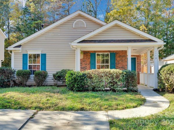 12049 Stewarts Crossing Drive, Charlotte, NC 28215