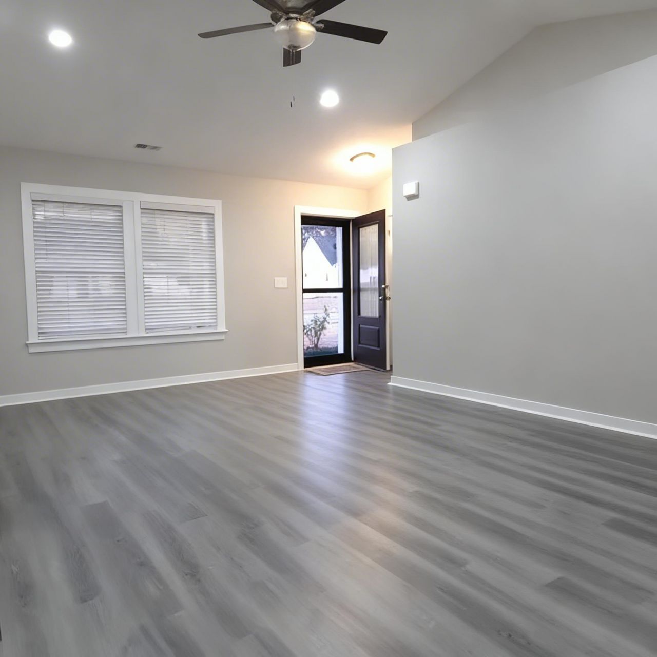 2602 Floribunda Lane Photo 4