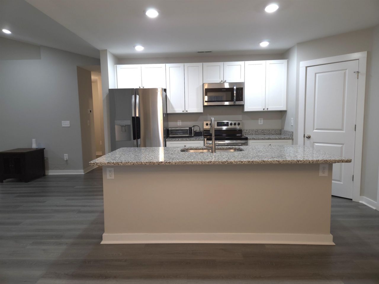 2602 Floribunda Lane Photo 7