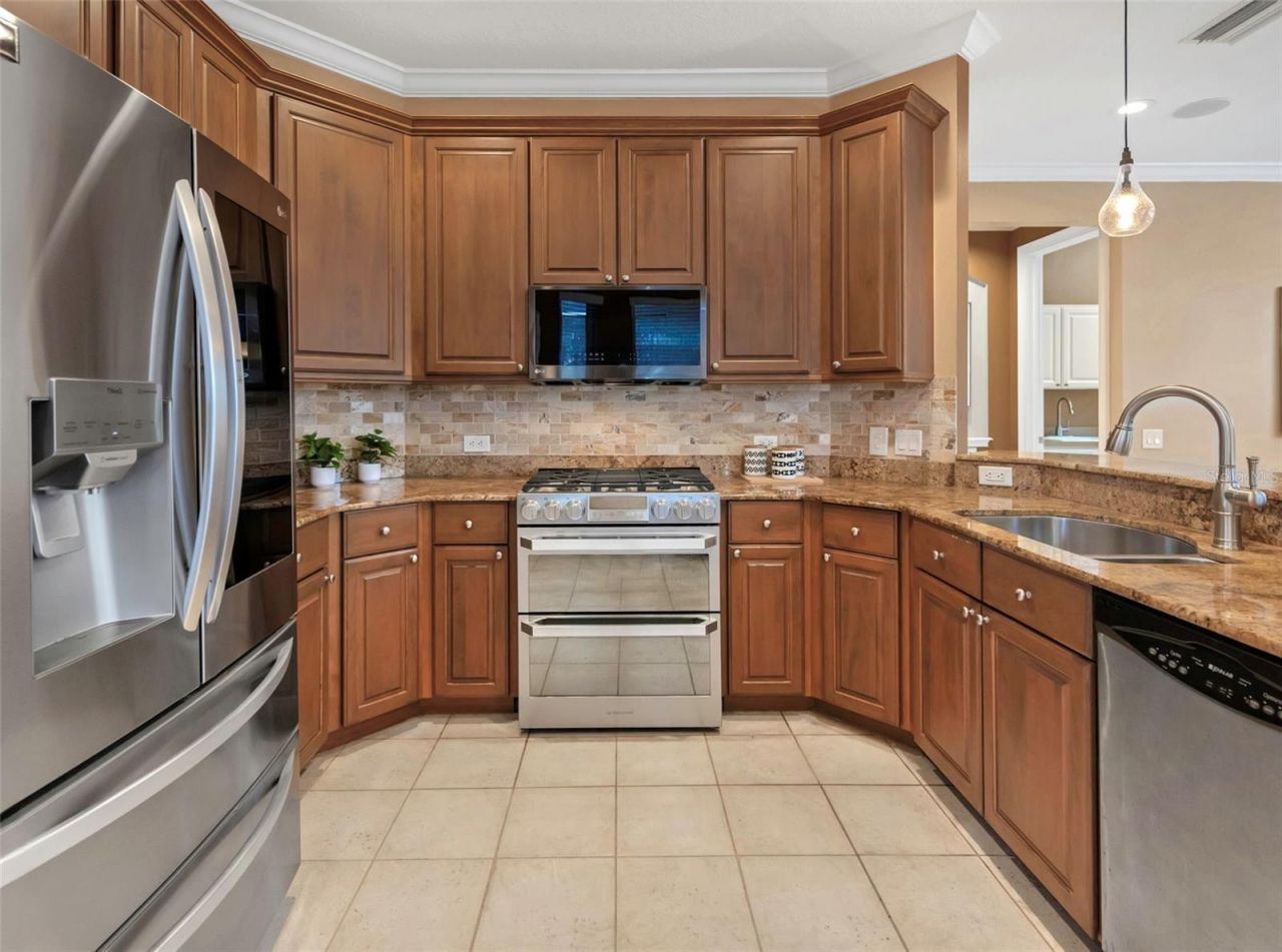 313 10th Avenue E, Palmetto, FL 34221 Photo