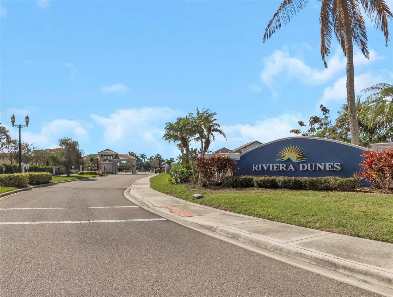 313 10th Avenue E, Palmetto, FL 34221 Photo