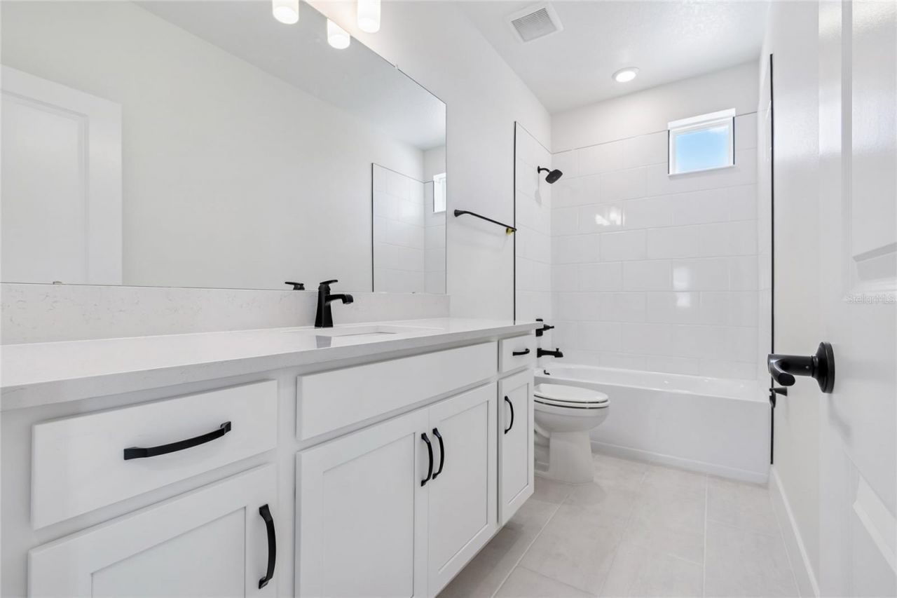 7770 Ocean Spray Trail, Palmetto, FL 34221 Photo