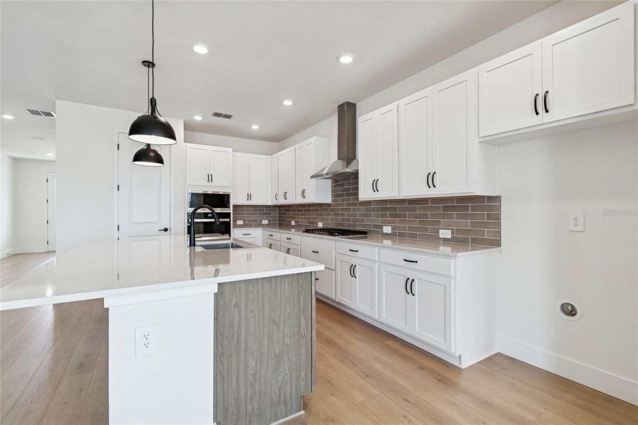 7770 Ocean Spray Trail, Palmetto, FL 34221 Photo