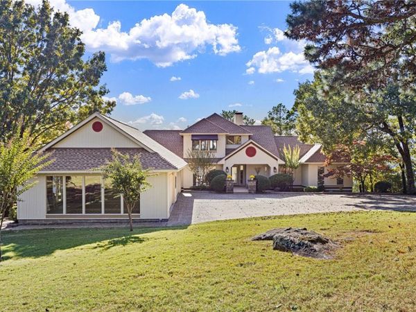 18 Rim Rock Road, Russellville, AR 72802