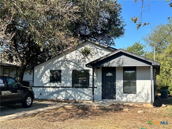 601 S Davis Street , Belton, TX 76513