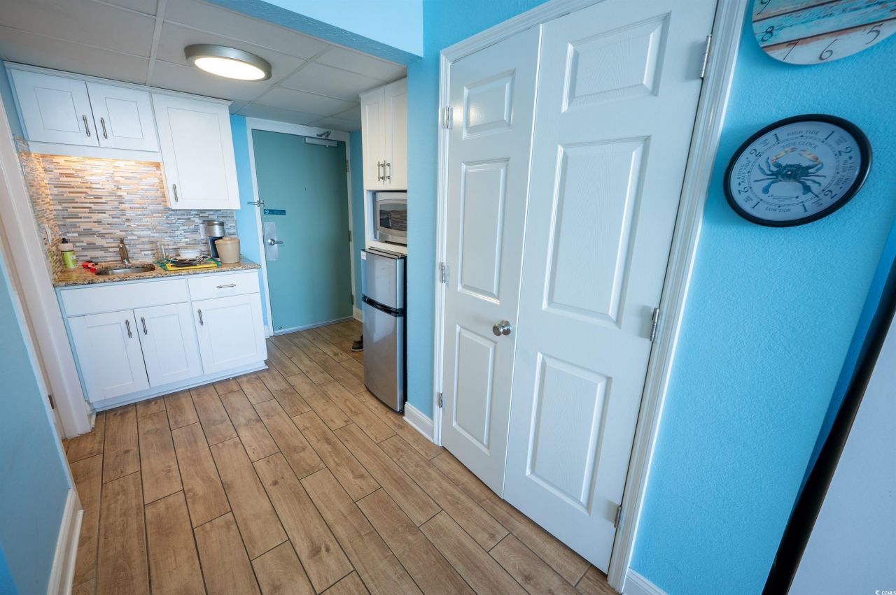 201 74th Ave. N Photo 5