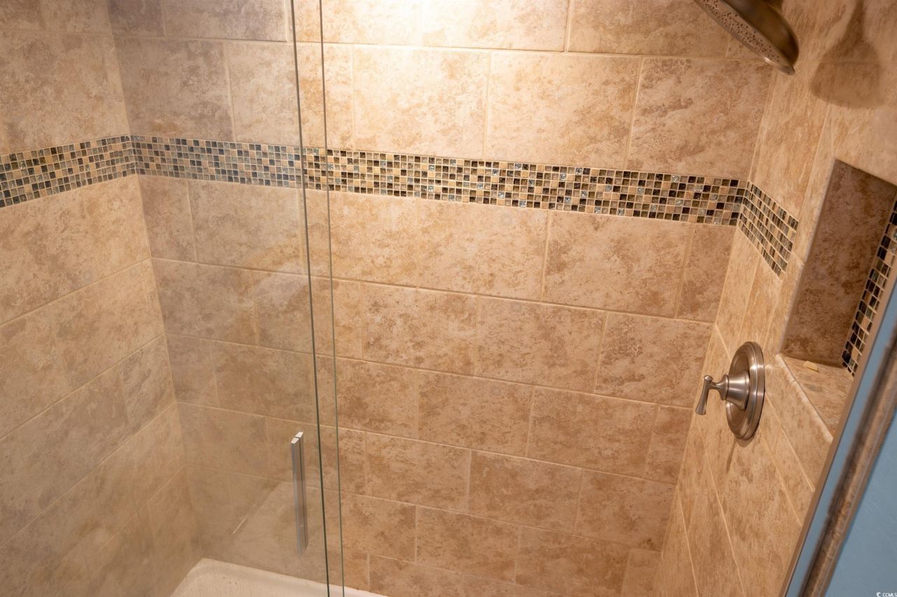 201 74th Ave. N Photo 8