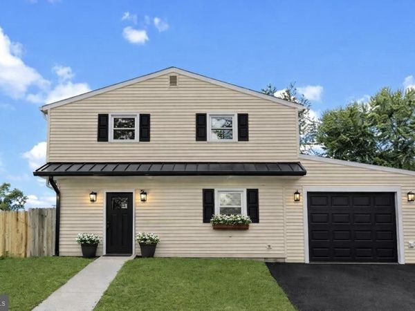 35 THIMBLEBERRY LANE, LEVITTOWN, PA 19054