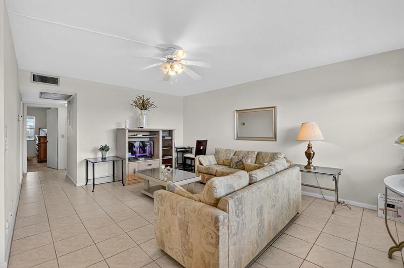 3025 Guildford B, Unit 3025, Boca Raton, FL 33434 Photo