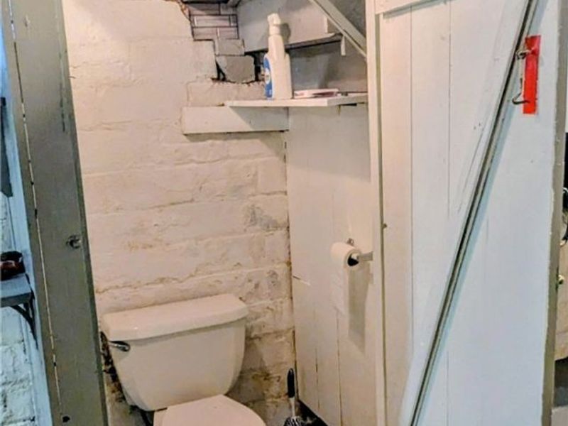 10604 Saint Mark Avenue, Cleveland, OH 44111 Photo 16