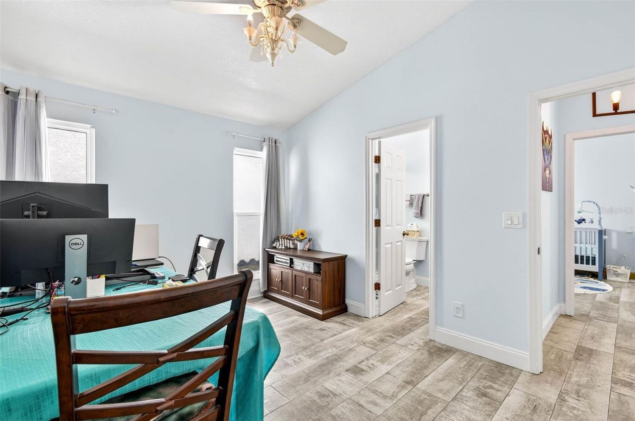 5282 White Sand Circle Ne, Saint Petersburg, FL 33703 Photo